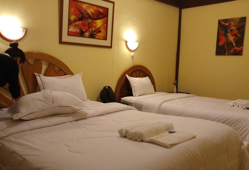 Condor Palace Hostal | Machu Picchu | Urubamba | Perú 13