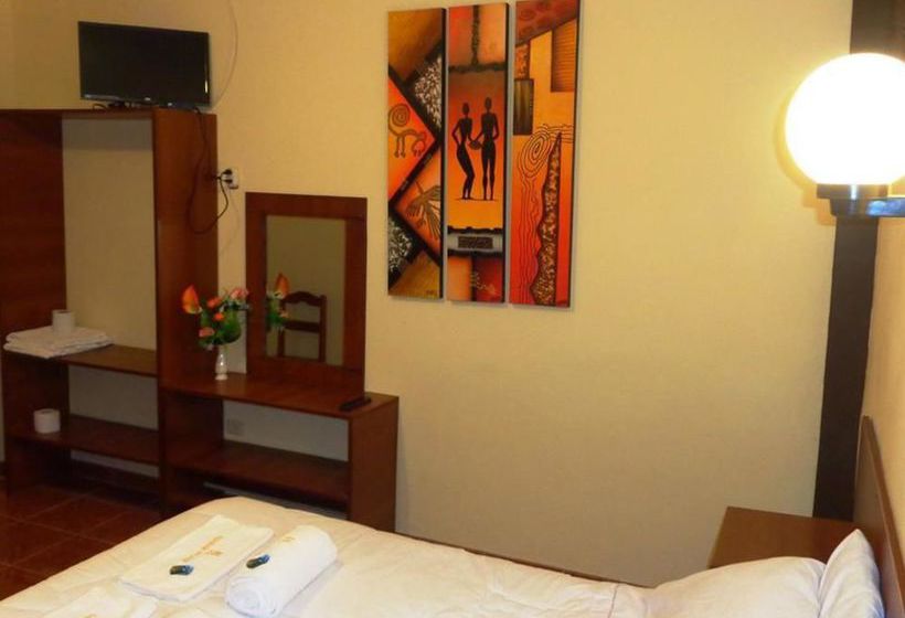 Condor Palace Hostal | Machu Picchu | Urubamba | Perú 3