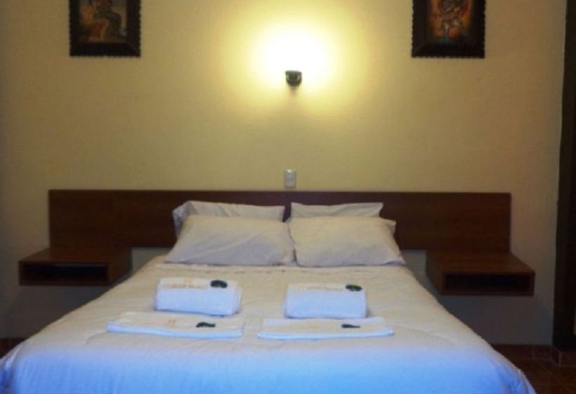 Condor Palace Hostal | Machu Picchu | Urubamba | Perú 7