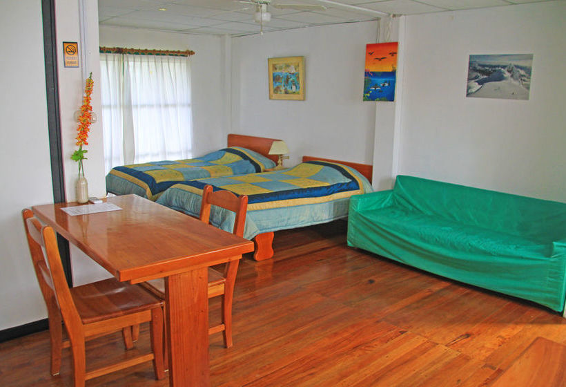 Bed and Breakfast Galapagos Chalet | Puerto Ayora | Galápagos | Ecuador 16