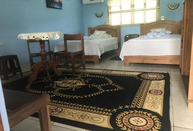 Hotel Maya De La Amazonia | Rurrenabaque | Bolivia | América del Sur 15