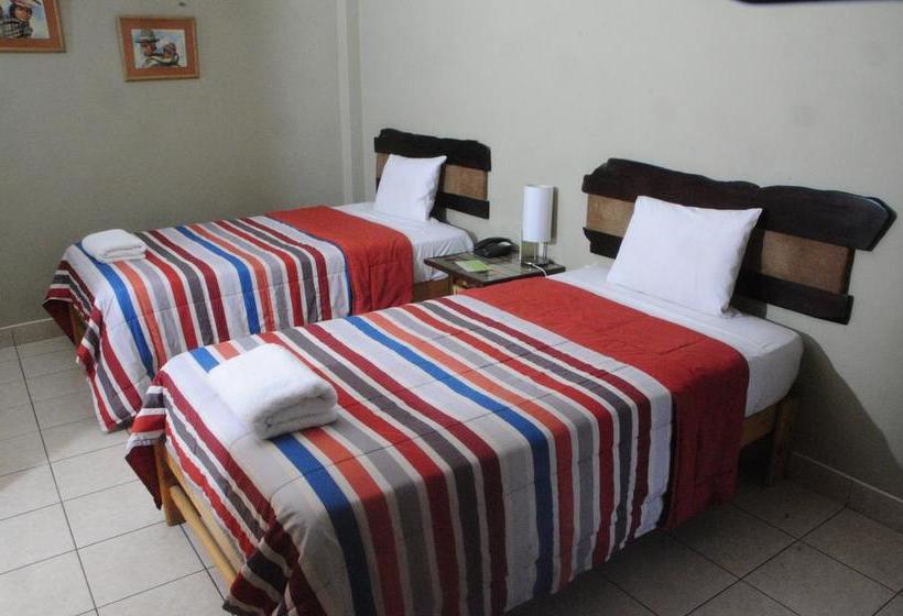 Hotel El Huacachinero | Ica | Ica | Perú 15