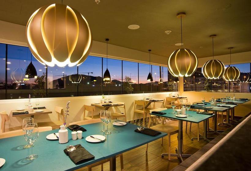 Hotel City Express Santiago Aeropuerto | Santiago de Chile | Santiago | Chile 15