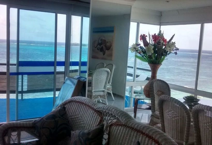 Kristhal Plaza | San Andrés | San Andres y Providencia | Colombia 2