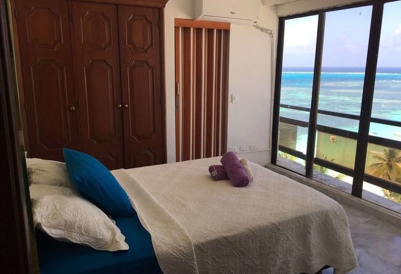 Kristhal Plaza | San Andrés | San Andres y Providencia | Colombia 7