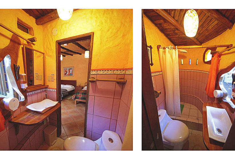 Lonesome George Hostel | Puerto Ayora | Galápagos | Ecuador 17