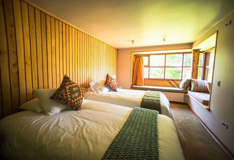 Hotel Yelcho En La Patagonia | Chaiten | Los Lagos | Chile 4