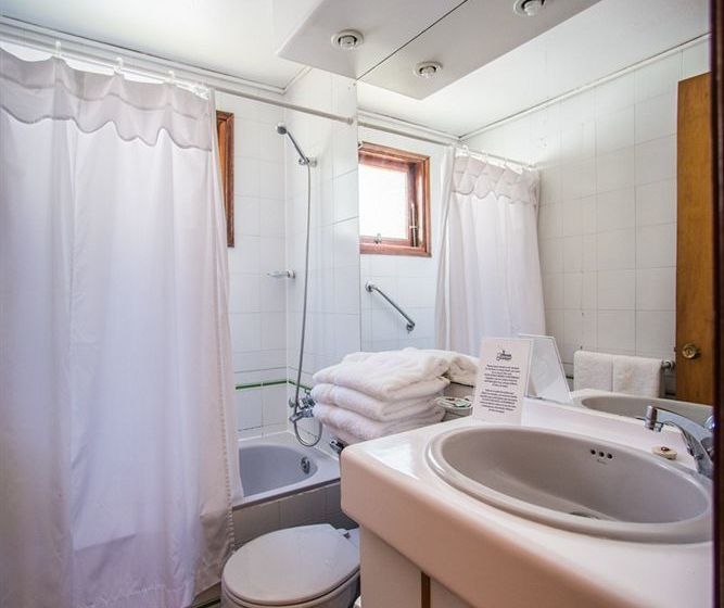 Hotel Yelcho En La Patagonia | Chaiten | Los Lagos | Chile 8