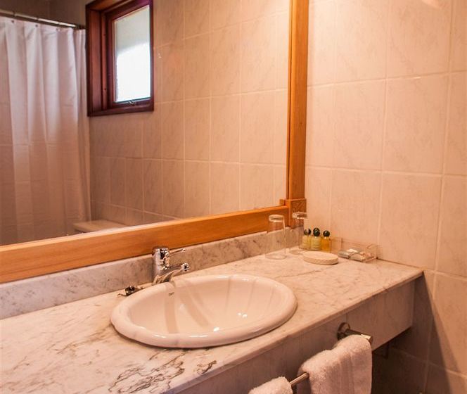 Hotel Yelcho En La Patagonia | Chaiten | Los Lagos | Chile 9