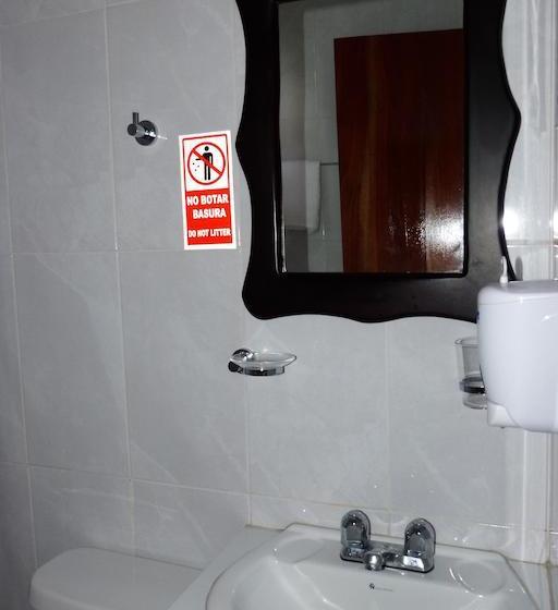 Hotel Brisas Del Pacifico | Puerto Ayora | Galápagos | Ecuador 11