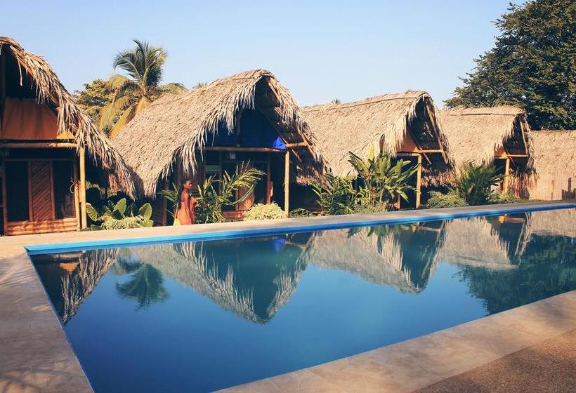 Tiki Hut Hostel | Palomino | La Guajira | Colombia 17