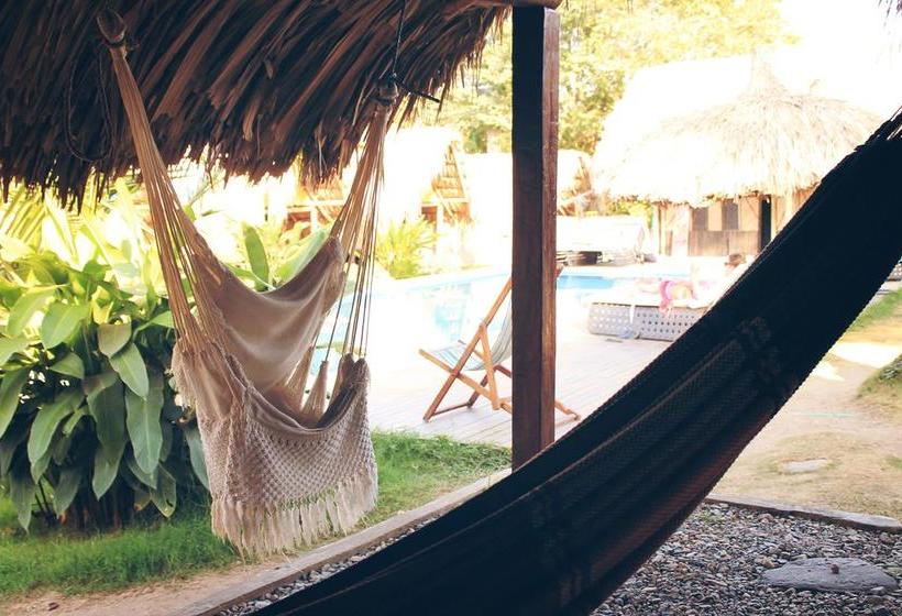 Tiki Hut Hostel | Palomino | La Guajira | Colombia 19