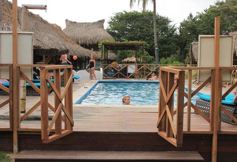 Tiki Hut Hostel | Palomino | La Guajira | Colombia 3