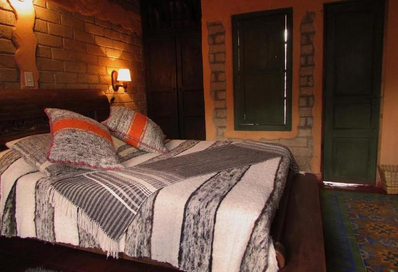 Hotel La Cueva de la Luna Boyaca