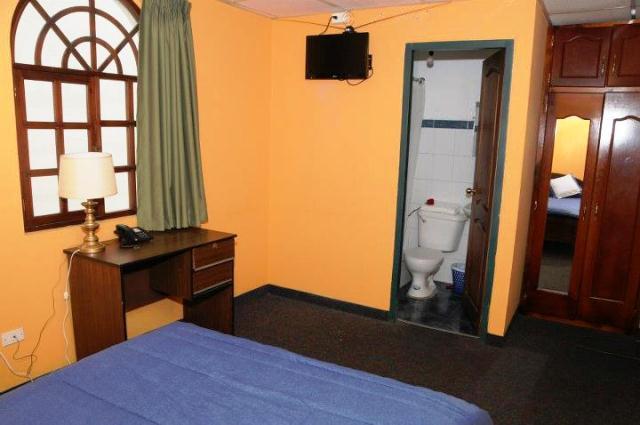 Hotel Hostal Vista Amazonas | Quito | Pichincha | Ecuador 4
