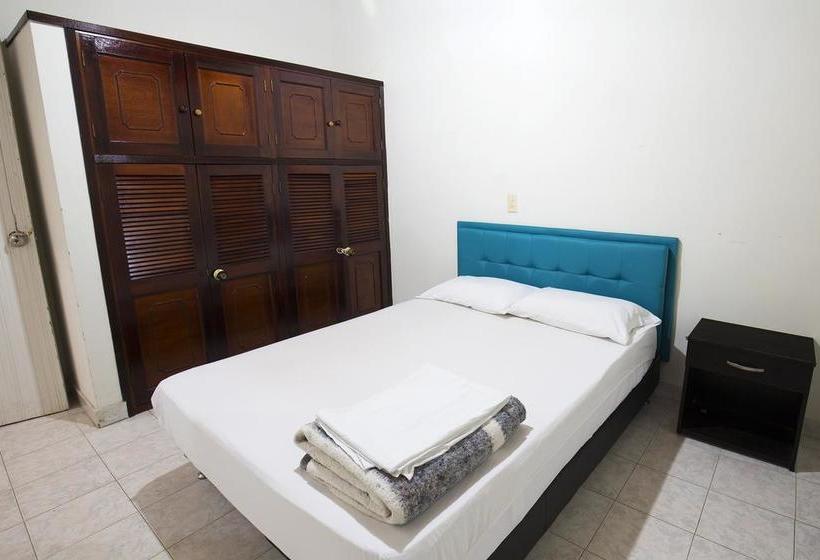 Rock a Town Hostel | Guatapé | Antioquia | Colombia