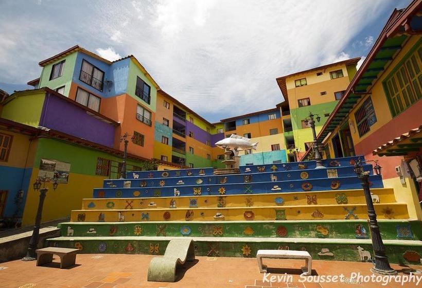 Rock a Town Hostel | Guatapé | Antioquia | Colombia 3