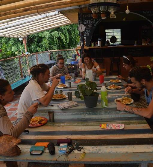 Casa Kayam Hostal y Residencia Artística Guatapé