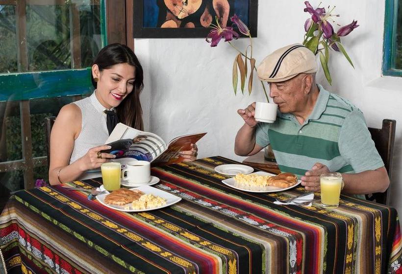 Hostal Colibrí Aeropuerto