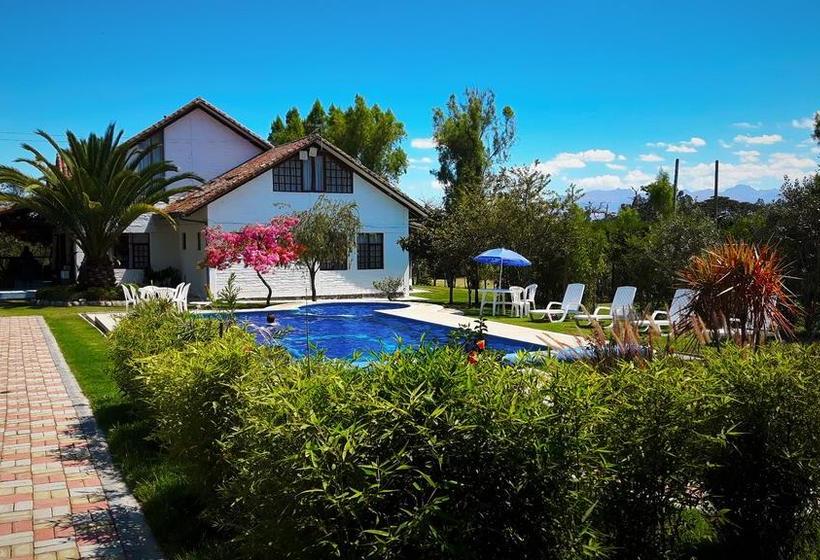 Hostal Hostería Country House Quinta Carlota Tababela