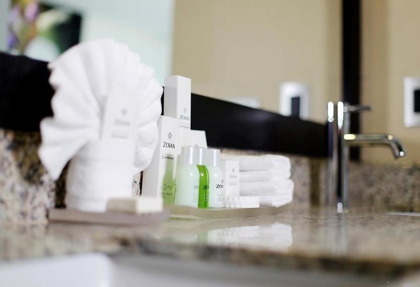 Hotel Wyndham Quito Airport | Tababela | Pichincha | Ecuador 11