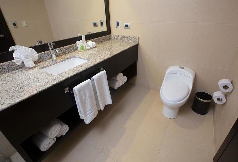 Hotel Wyndham Quito Airport | Tababela | Pichincha | Ecuador 12