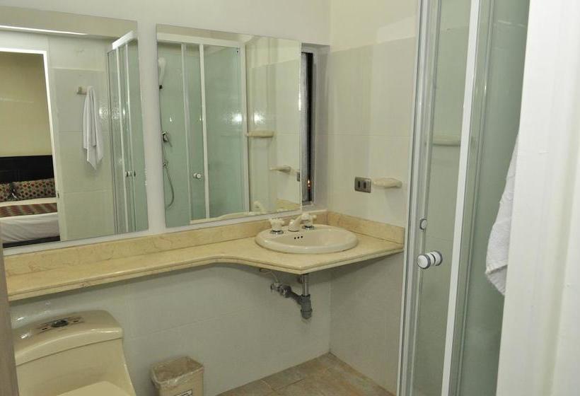 Hotel Hostal Lleras Calle 8 | Envigado | Antioquia | Colombia 2