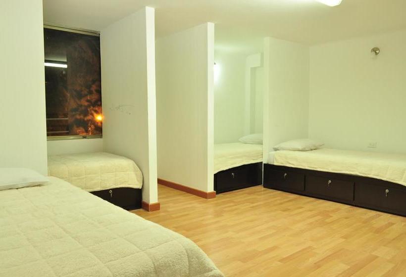 Hotel Hostal Lleras Calle 8 | Envigado | Antioquia | Colombia 3