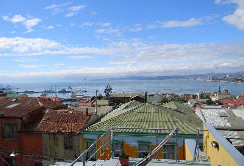 Hotel Lemuria Hostel | Valparaíso | Valparaiso | Chile 19