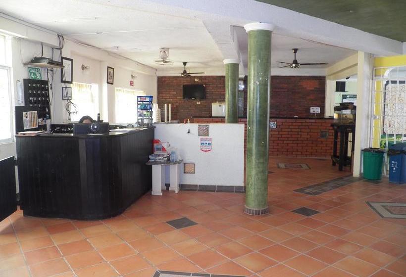 Albergue Hostal Green Light | Taganga | Magdalena | Colombia 17