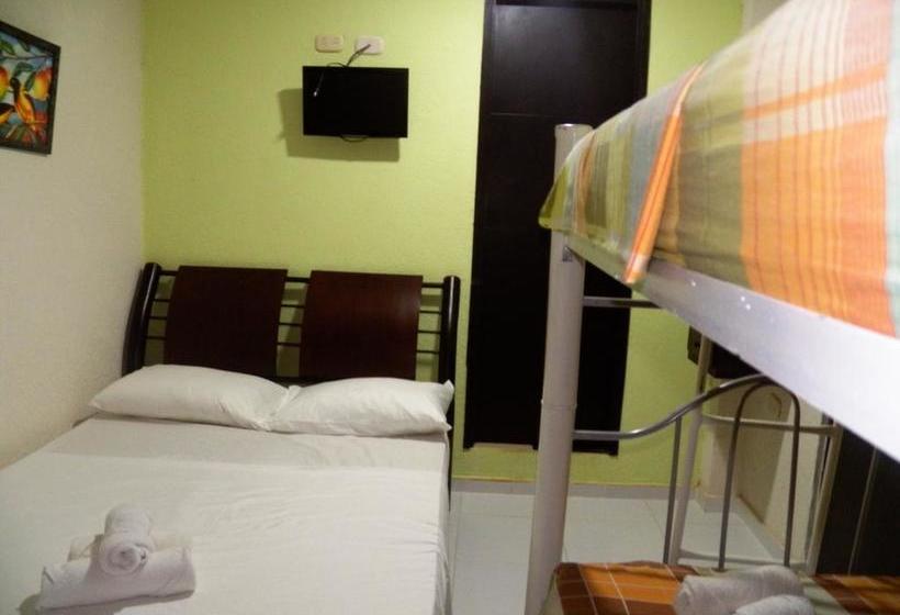 Albergue Hostal Green Light | Taganga | Magdalena | Colombia 3