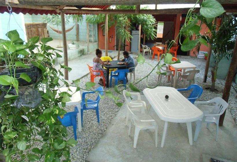 Albergue Hostal Sossella Taganga