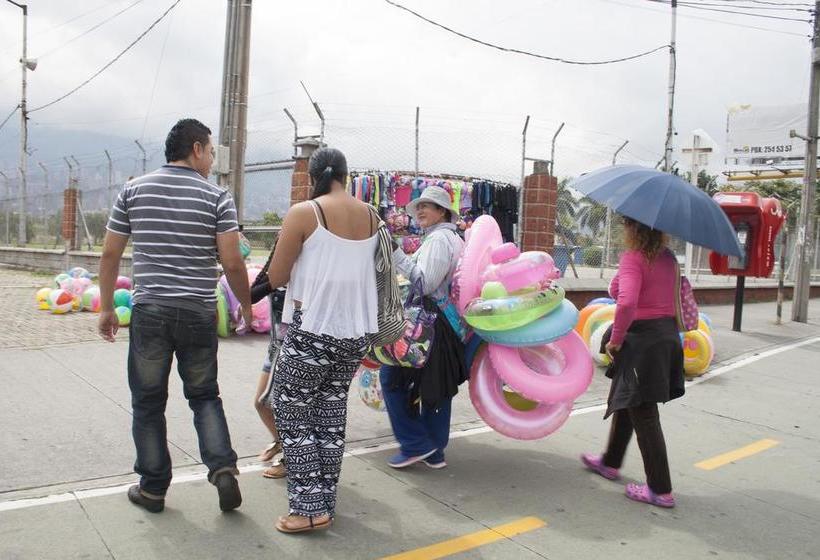 Medellin Bed & Breakfast | Medellín | Antioquia | Colombia 13