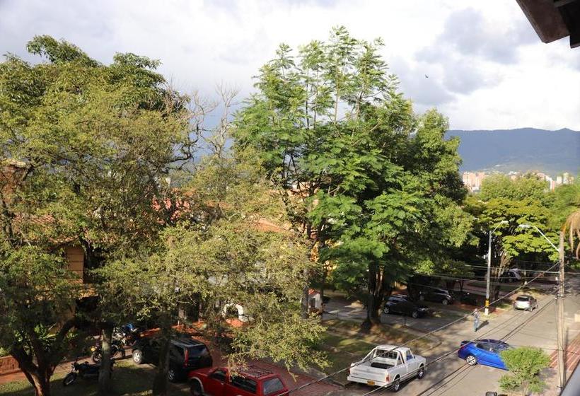 Medellin Bed & Breakfast | Medellín | Antioquia | Colombia 2