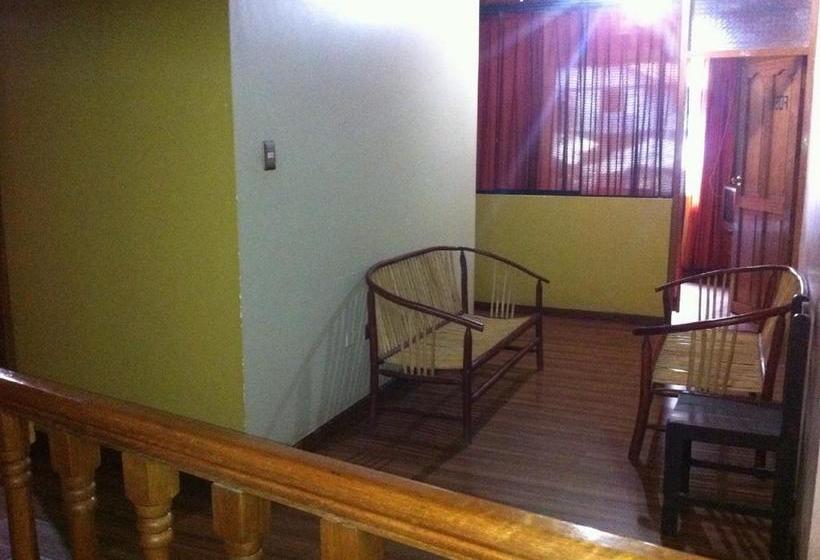 Hotel Hatuchay Inn Restaurante & | Machu Picchu | Urubamba | Perú 11