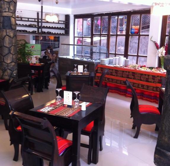 Hotel Hatuchay Inn Restaurante & | Machu Picchu | Urubamba | Perú 18