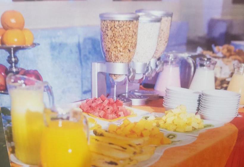 Hotel Hatuchay Inn Restaurante & | Machu Picchu | Urubamba | Perú 2