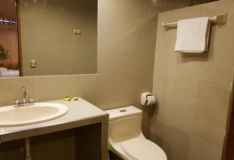 Hotel Hatuchay Inn Restaurante & | Machu Picchu | Urubamba | Perú 3