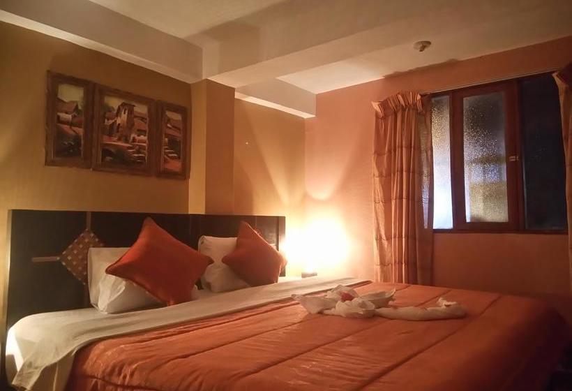 Albergue Wayras Plaza | Ollantaytambo | Urubamba | Perú 12