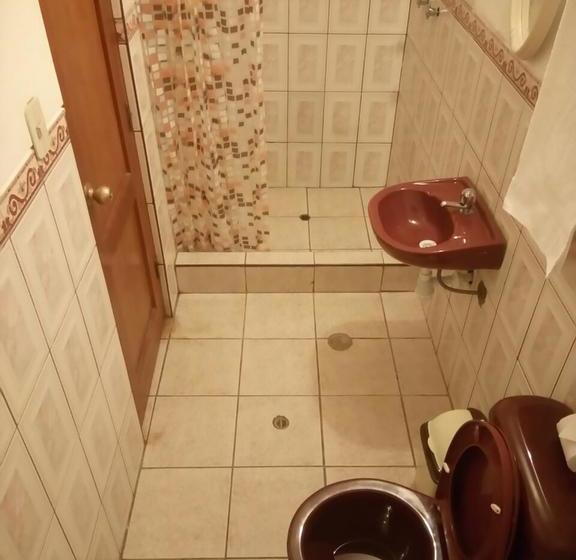 Albergue Wayras Plaza | Ollantaytambo | Urubamba | Perú 8