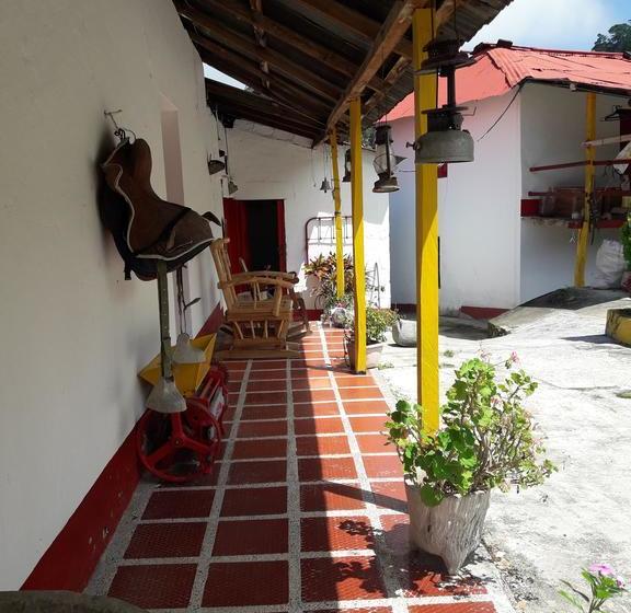 La Candelaria Coffee And Chocolate Farm B&b | Minca | Magdalena | Colombia 5