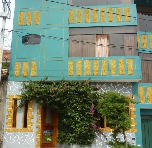 Bed and Breakfast Santiago S House Huaraz