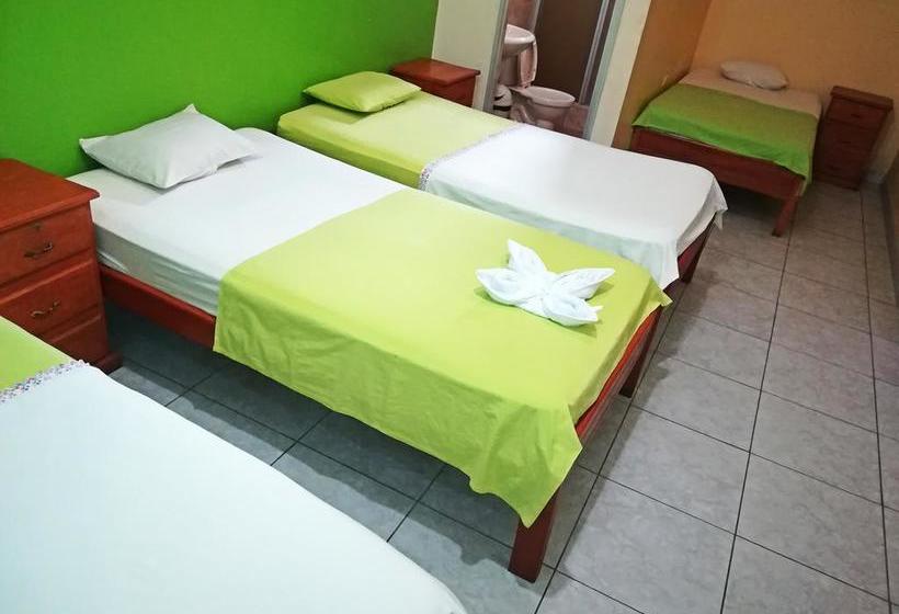 Albergue Journeys | Iquitos | Maynas | Perú 13