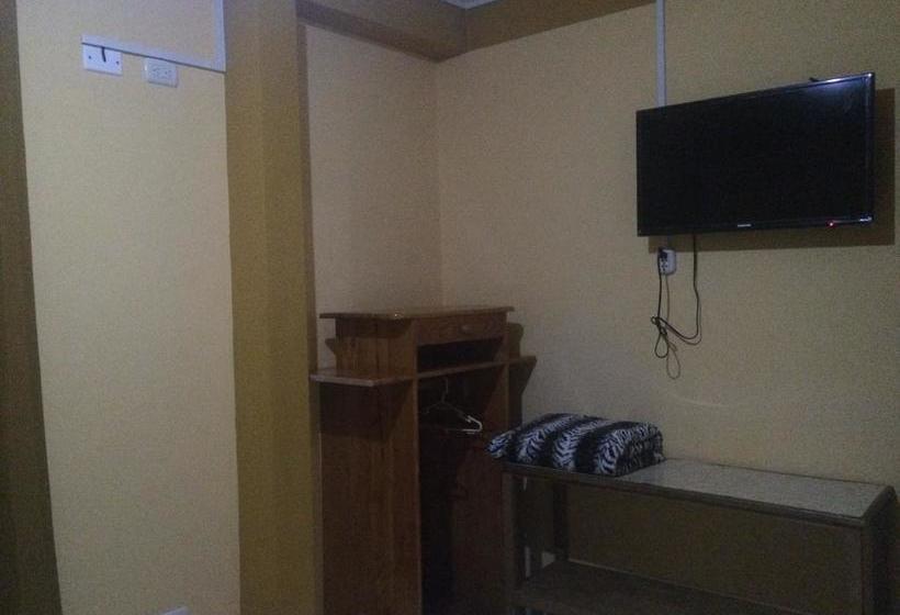 Hotel Hostal Vicuña