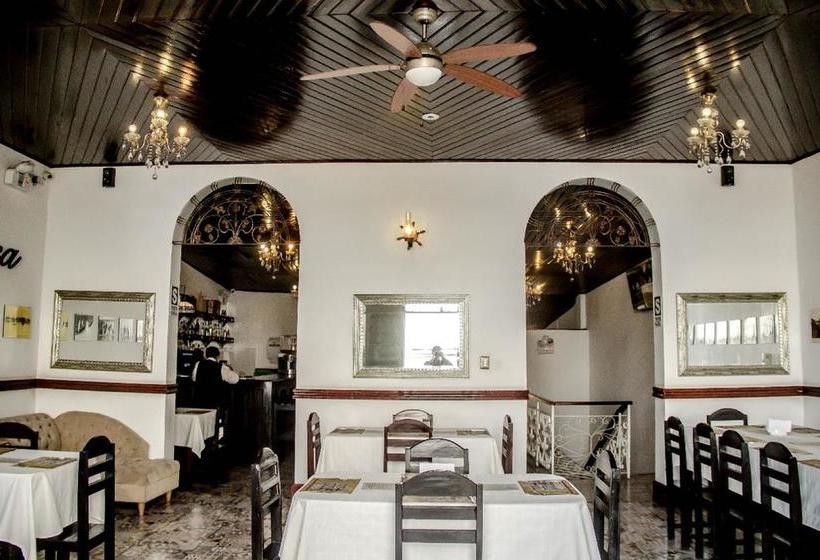 Hotel Epoca | Iquitos | Maynas | Perú 13