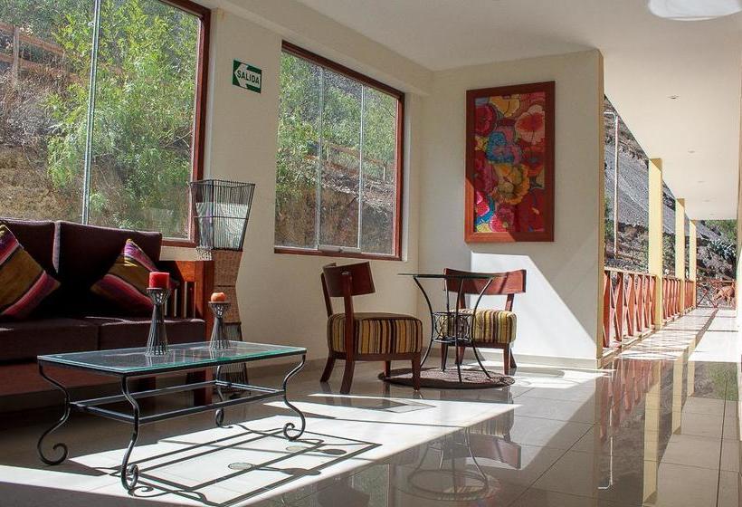 Fundo Hotel Ayarpongo | Churin | Oyón | Perú 12