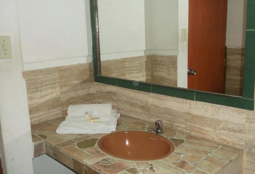 Hotel Colonial | Moquegua | Mariscal Nieto | Perú 17