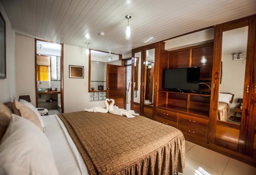 Hotel Cabaña Quinta Tambopata