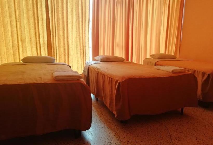 Albergue Hospedaje Oasis | Chiclayo | Chiclayo | Perú 1