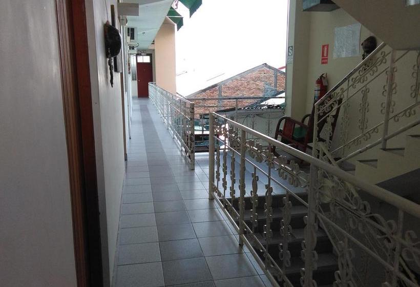 Albergue Hostal El Colibrí | Iquitos | Maynas | Perú 10